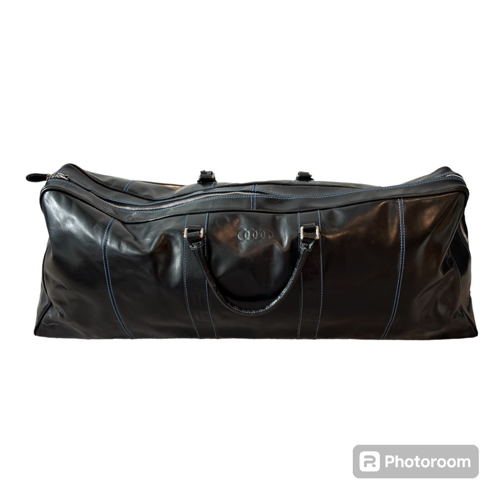 Beautiful and rare Audi R8 leather travel bag